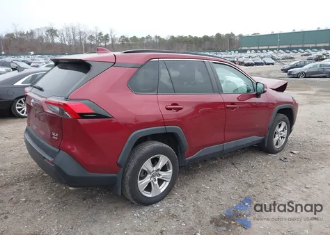2021 Toyota Rav4 Xle from USA, damaged, VIN 2T3P1RFV5MW165109